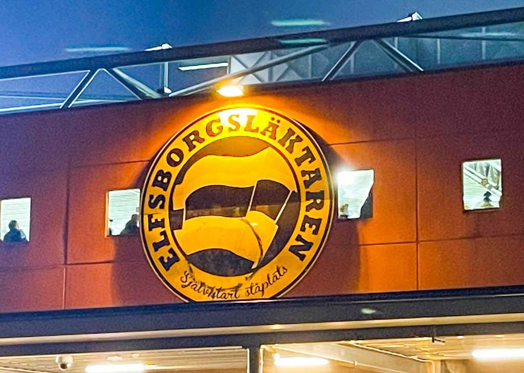 Med Tisdagskamraterna på allsvensk&nbsp;fotboll.